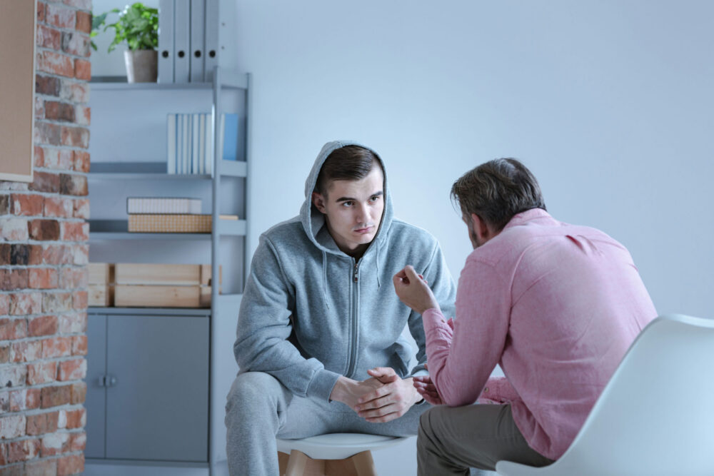 memphis-tn-stimulant-detox man attending individual therapy during stimulant detox in Memphis